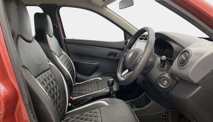 2016 Renault Kwid RXT 0.8 (O), Petrol, Manual, 65,837 km, Right Side Front Door Cabin