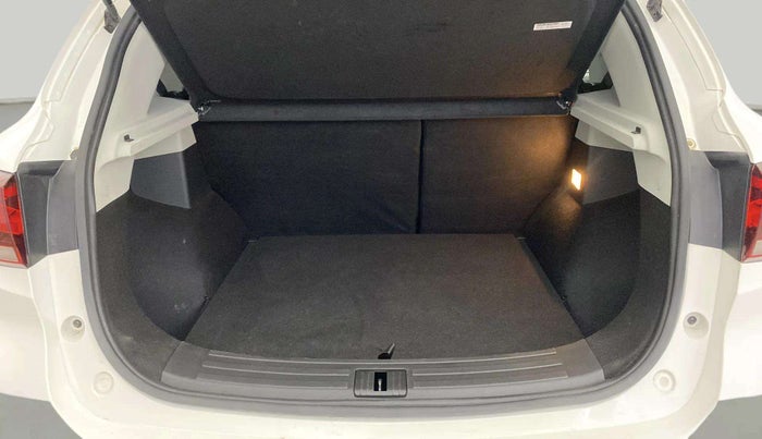 2022 MG ASTOR SUPER EX 1.5 MT, Petrol, Manual, 34,918 km, Boot Open Zoomed View