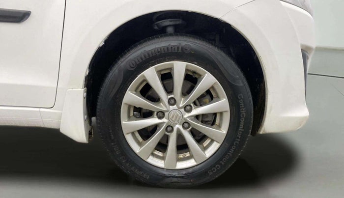 2014 Maruti Ertiga ZXI, Petrol, Manual, 69,599 km, Right Front Wheel