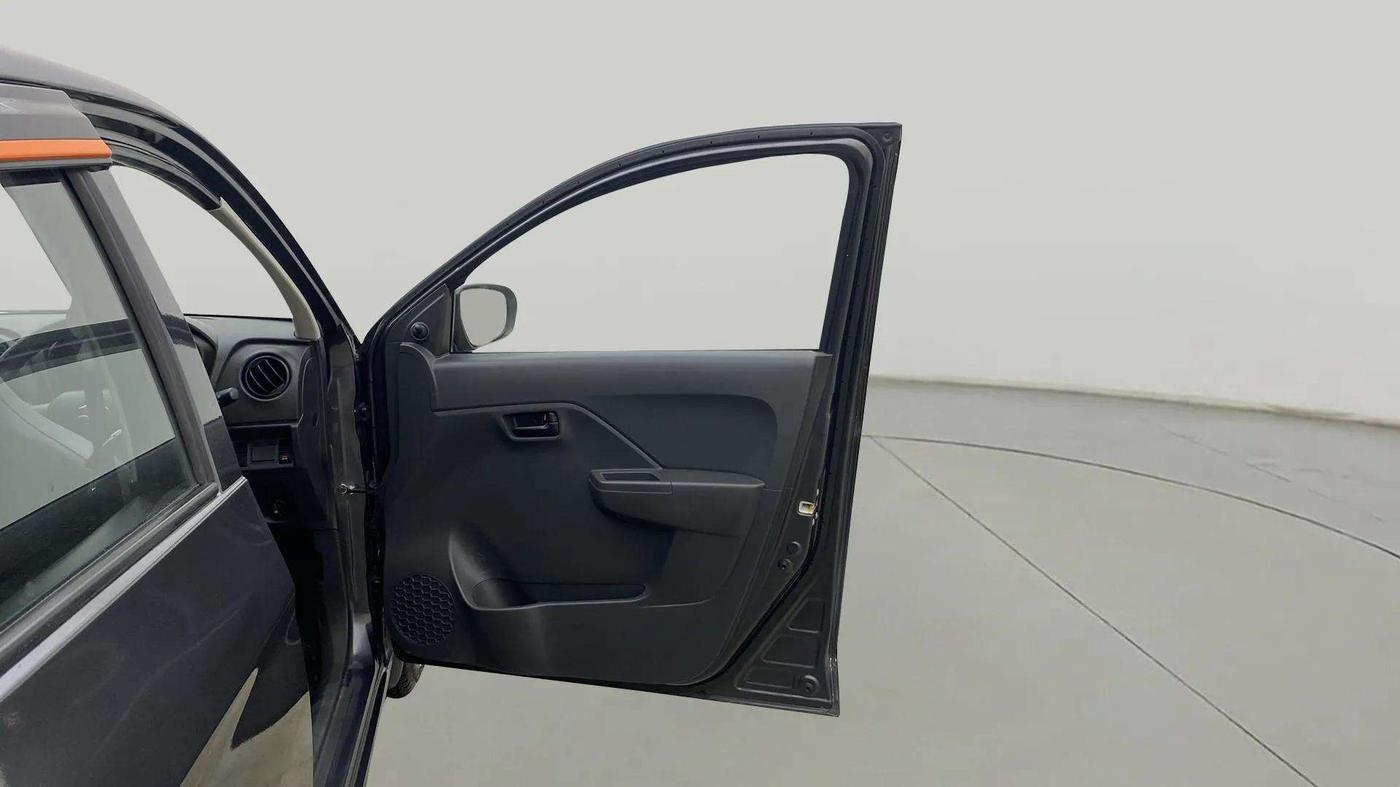 2023 Maruti Alto K10 VXI AMT, Petrol, Automatic, 10,061 km, RHS Front Door