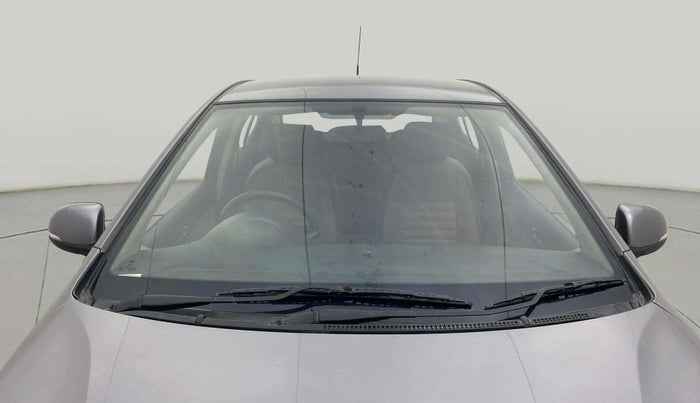 2013 Hyundai i20 MAGNA (O) 1.4 CRDI, Diesel, Manual, 1,46,949 km, Front Windshield