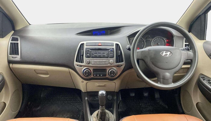 2013 Hyundai i20 MAGNA (O) 1.4 CRDI, Diesel, Manual, 1,46,949 km, Dashboard