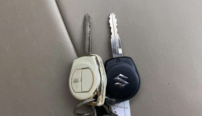2023 Maruti Ciaz DELTA 1.5 SHVS MT PETROL, Petrol, Manual, 31,154 km, Key Close Up