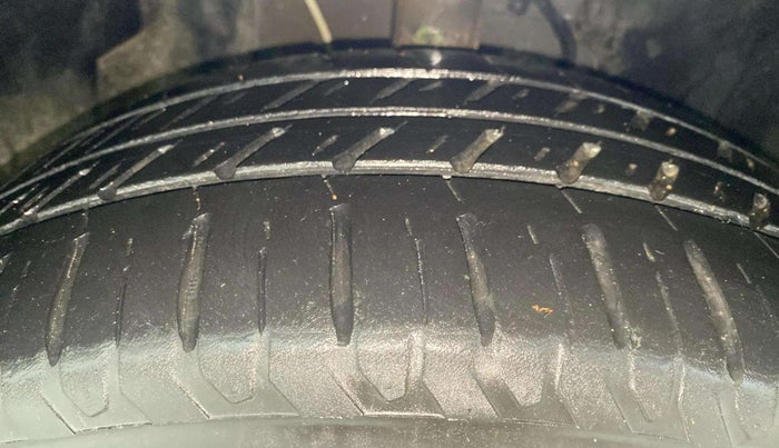 2021 Tata ALTROZ XZ PETROL, Petrol, Manual, 42,588 km, Left Front Tyre Tread