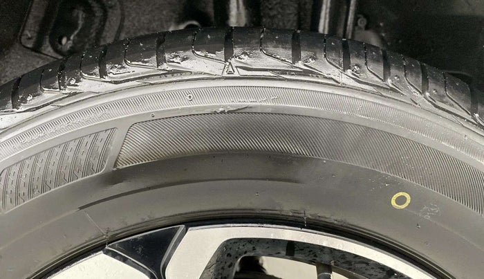 2021 Tata NEXON XZA PLUS SUNROOF PETROL, Petrol, Automatic, 42,115 km, Right Rear Tyre Tread