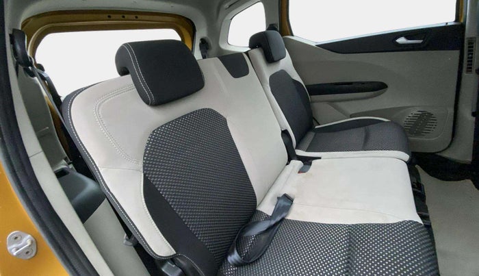 2019 Renault TRIBER RXZ, Petrol, Manual, 11,067 km, Right Side Rear Door Cabin