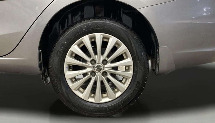 2015 Maruti Ciaz ZXI, Petrol, Manual, 52,414 km, Left Rear Wheel