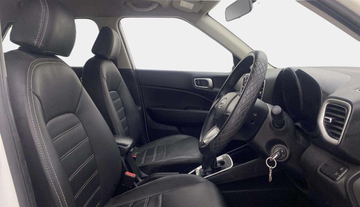 2021 Hyundai VENUE S 1.2, Petrol, Manual, 50,379 km, Right Side Front Door Cabin