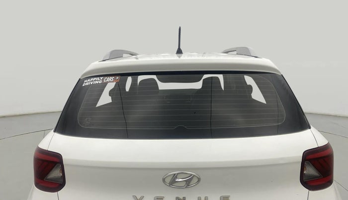 2021 Hyundai VENUE S 1.2, Petrol, Manual, 50,379 km, Rear Windshield