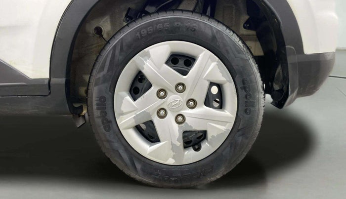 2021 Hyundai VENUE S 1.2, Petrol, Manual, 50,379 km, Left Rear Wheel