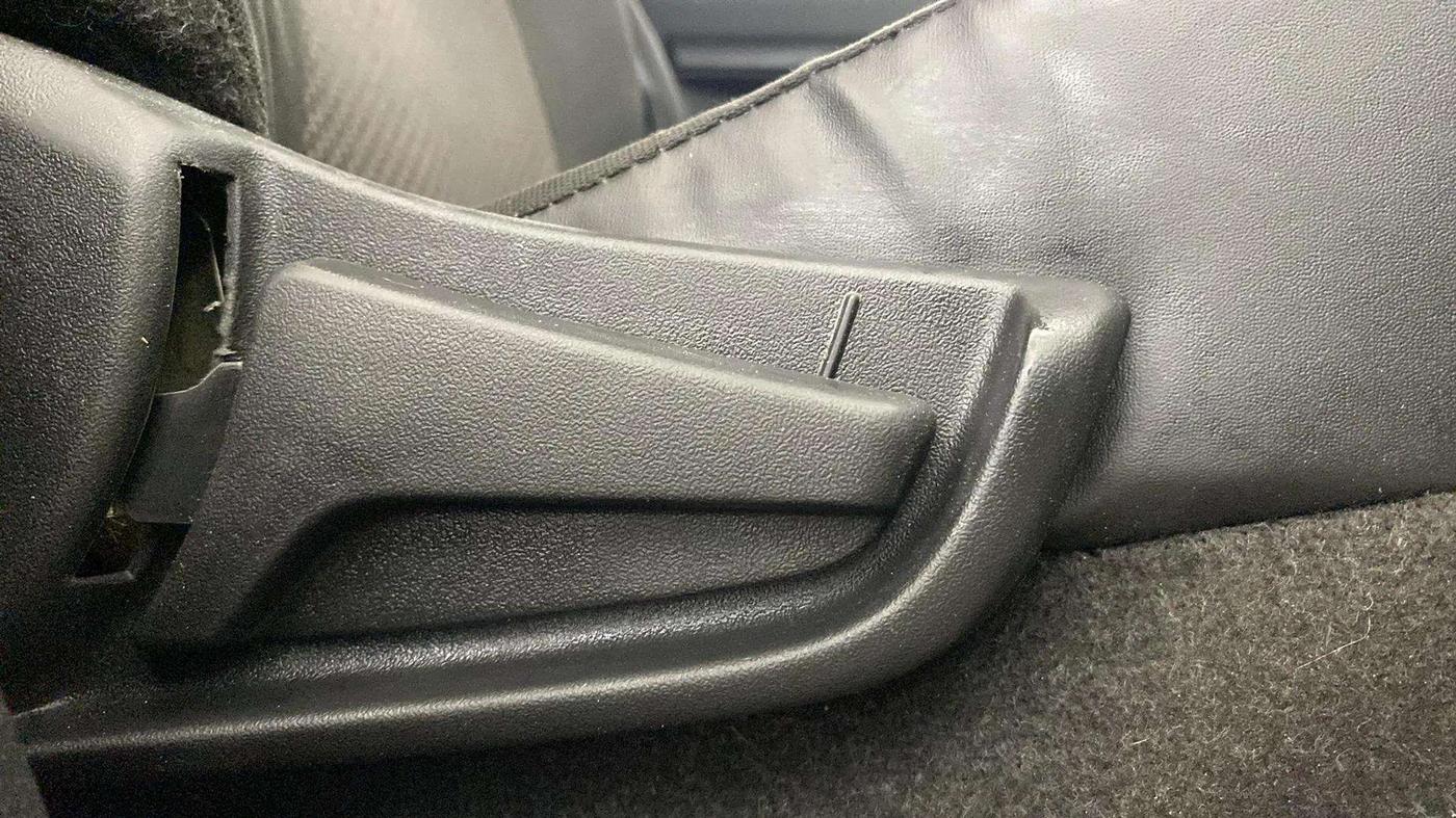 2021 Maruti S PRESSO VXI (O) CNG, CNG, Manual, 86,243 km, Driver Side Adjustment Panel