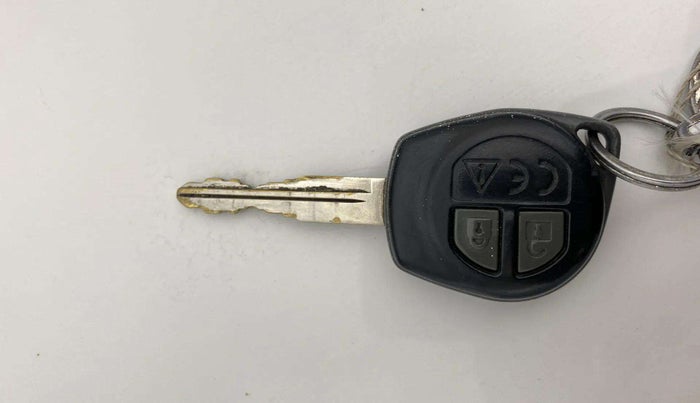 2021 Maruti S PRESSO VXI (O) CNG, CNG, Manual, 86,243 km, Key Close Up