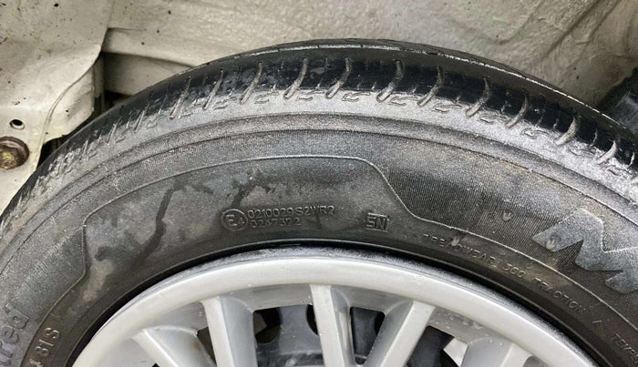 2021 Maruti S PRESSO VXI (O) CNG, CNG, Manual, 86,243 km, Right Front Tyre Tread