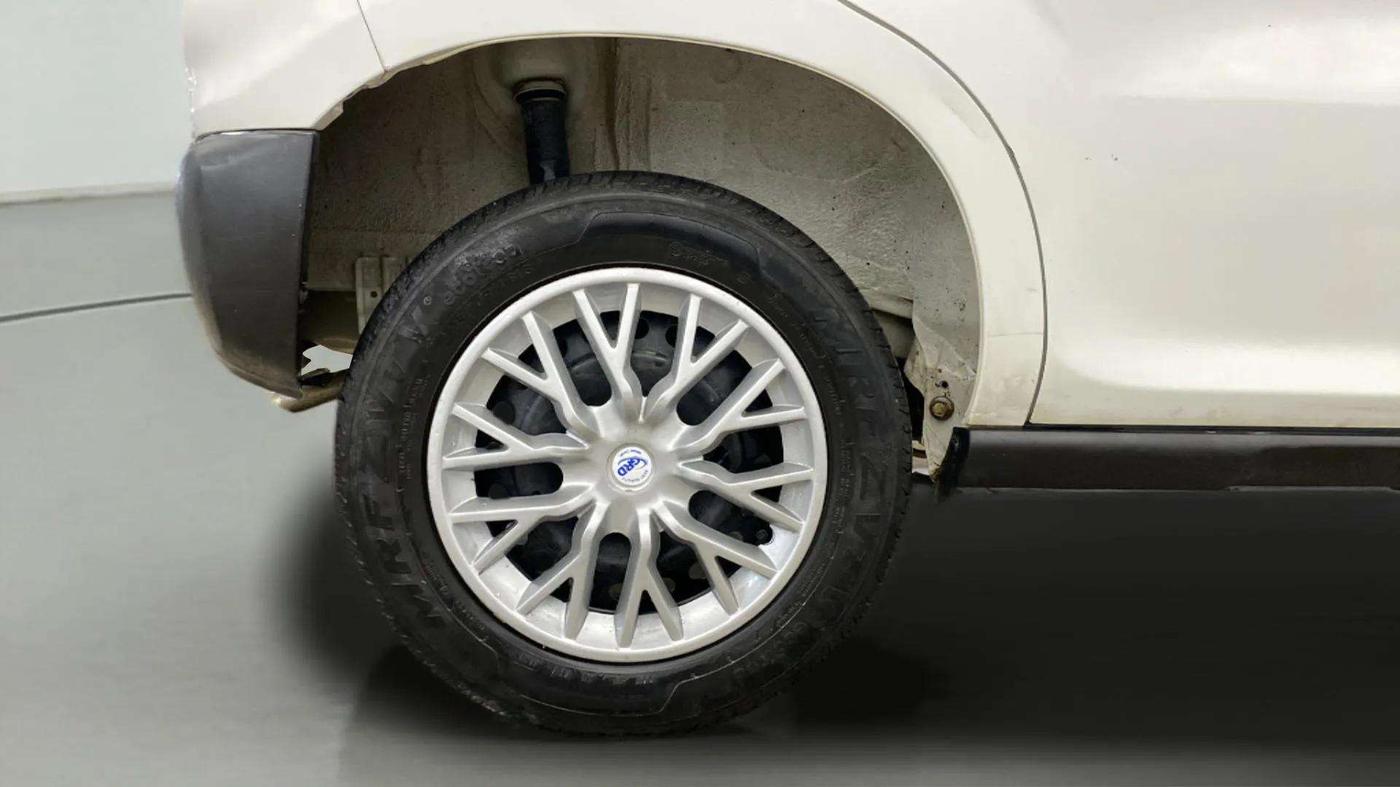 2021 Maruti S PRESSO VXI (O) CNG, CNG, Manual, 86,243 km, Right Rear Wheel