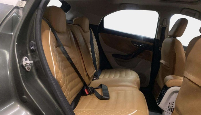 2020 Tata NEXON XZ PLUS (O) PETROL DUAL TONE, Petrol, Manual, 57,579 km, Right Side Rear Door Cabin