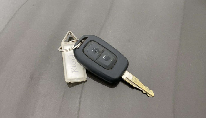 2019 Renault Kwid RXT 1.0 (O), Petrol, Manual, 41,714 km, Key Close Up