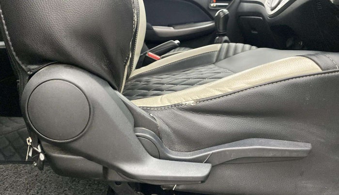 2022 Toyota Glanza G ISG, Petrol, Manual, 32,129 km, Driver Side Adjustment Panel