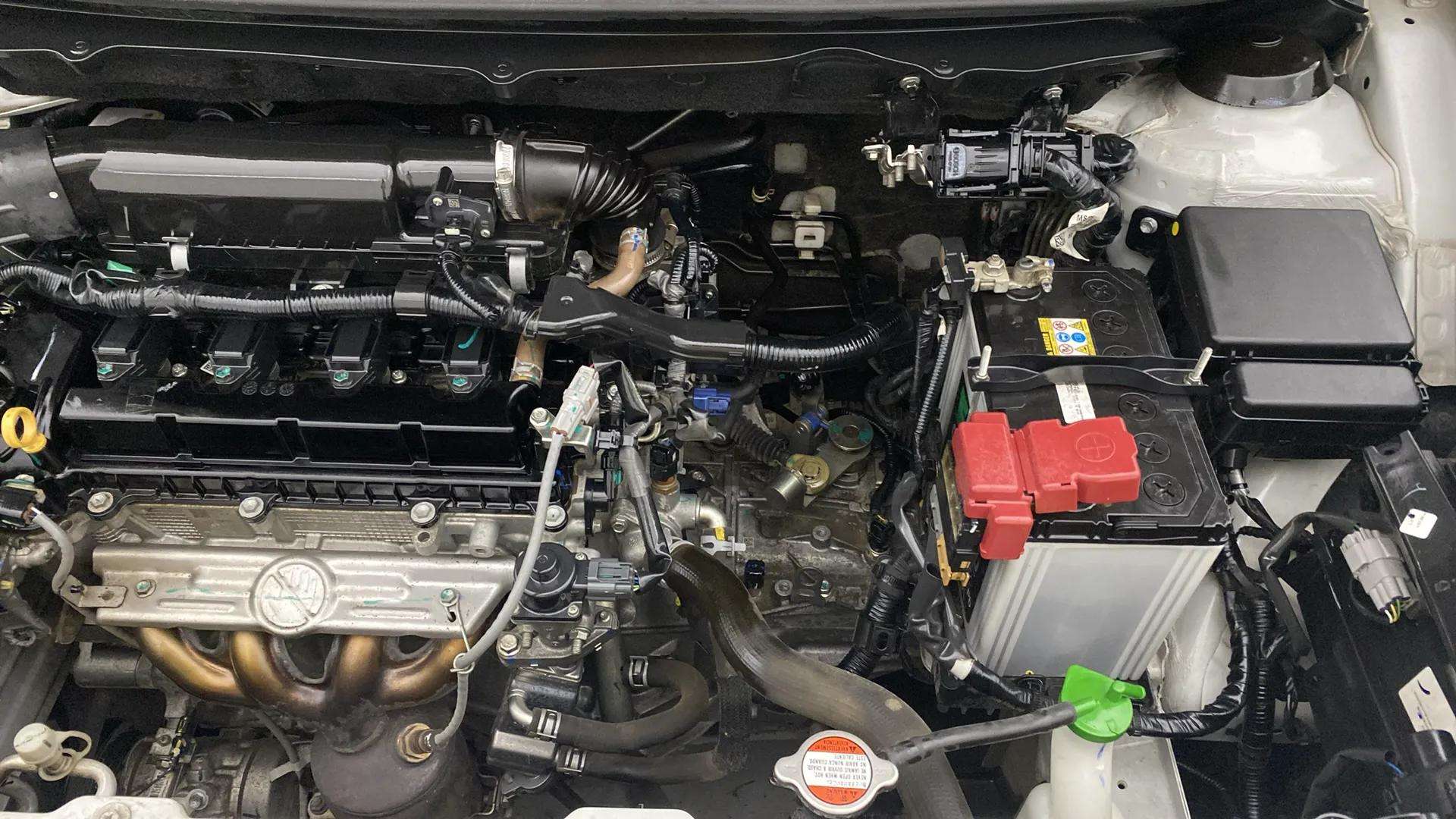 Engine-Left-Aligned-12