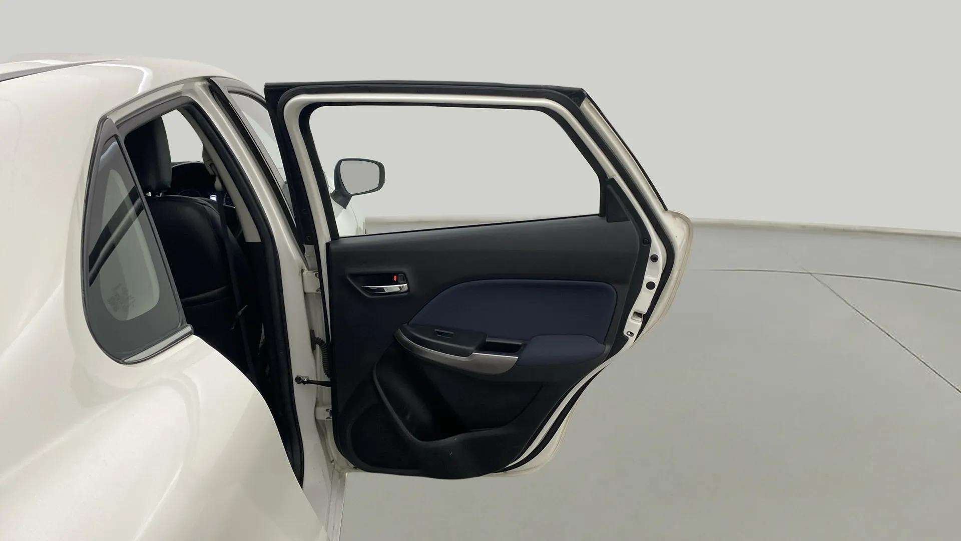 RHS-Rear-Door-Open-33