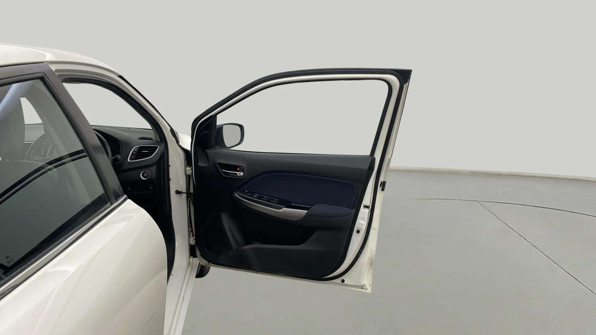 RHS-Front-Door-Open-32