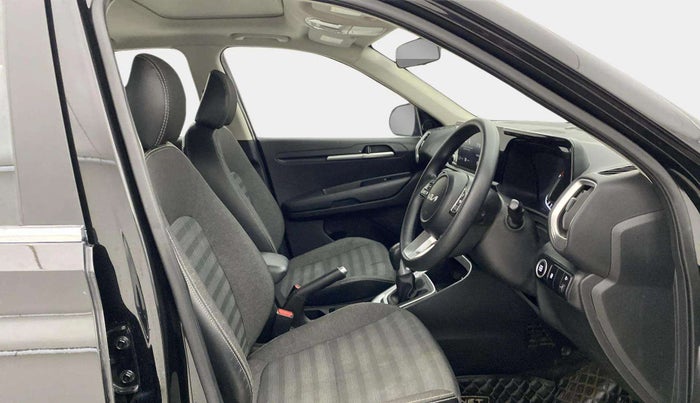 2023 KIA SONET HTK PLUS 1.0 IMT, Petrol, Manual, 2,200 km, Right Side Front Door Cabin
