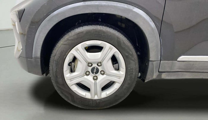 2023 KIA SONET HTK PLUS 1.0 IMT, Petrol, Manual, 2,200 km, Left Front Wheel