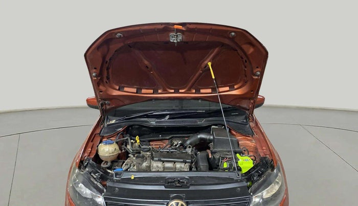 2015 Volkswagen Polo TRENDLINE 1.2L PETROL, Petrol, Manual, 35,606 km, Open Bonet
