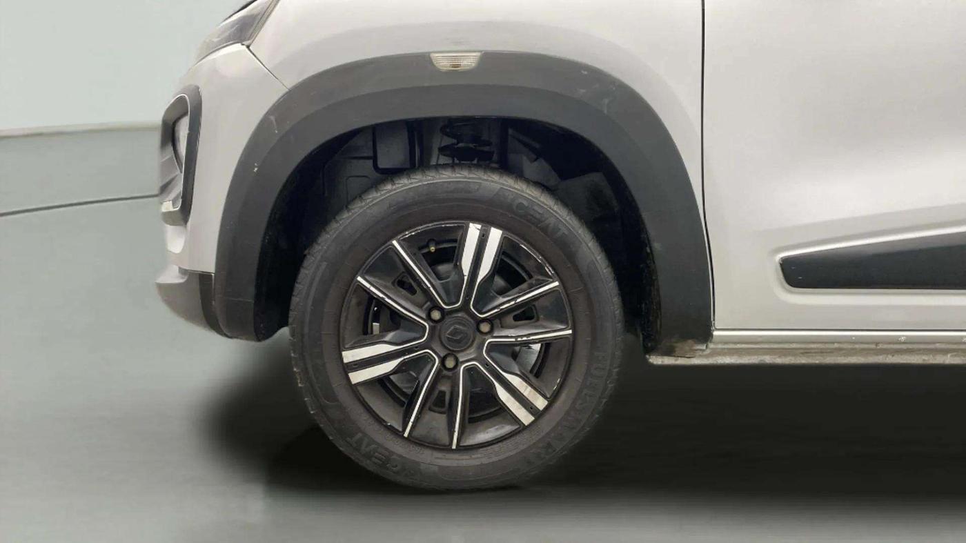 2022 Renault Kwid CLIMBER MT 1.0, Petrol, Manual, 29,463 km, Left Front Wheel