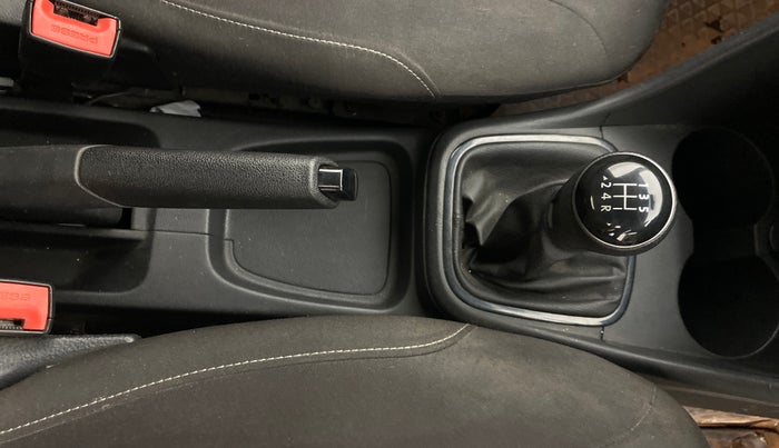 2019 Volkswagen Polo COMFORTLINE 1.0L MPI, Petrol, Manual, 34,779 km, Gear Lever