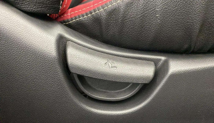 2019 Hyundai Grand i10 SPORTZ 1.2 KAPPA VTVT, Petrol, Manual, 48,492 km, Driver Side Adjustment Panel