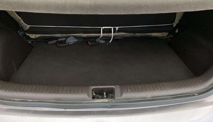 2013 Hyundai Santro Xing GL PLUS, Petrol, Manual, 15,676 km, Boot Inside
