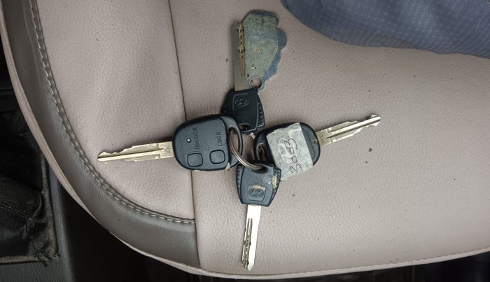 2013 Hyundai Santro Xing GL PLUS, Petrol, Manual, 15,676 km, Key Close Up
