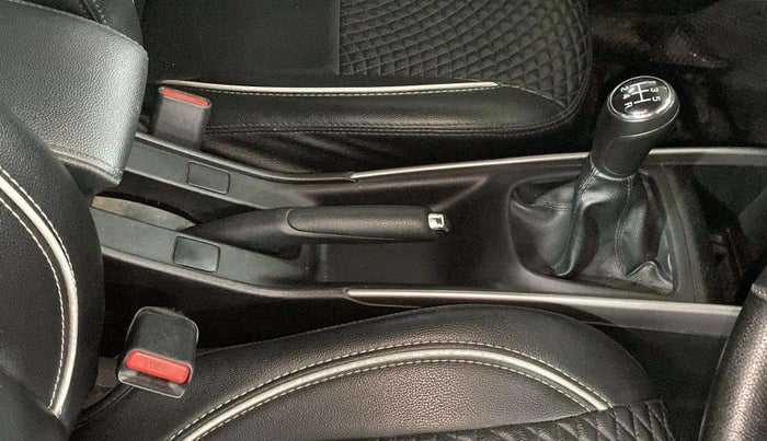 2021 Maruti Baleno DELTA PETROL 1.2, Petrol, Manual, 53,730 km, Gear Lever