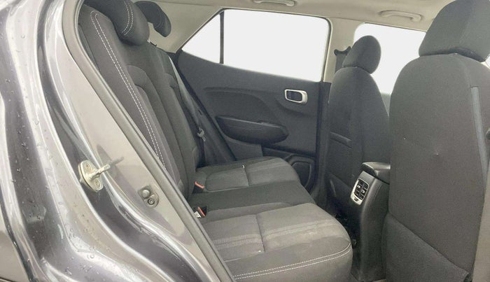 2021 Hyundai VENUE SX 1.0 TURBO, Petrol, Manual, 34,658 km, Right Side Rear Door Cabin