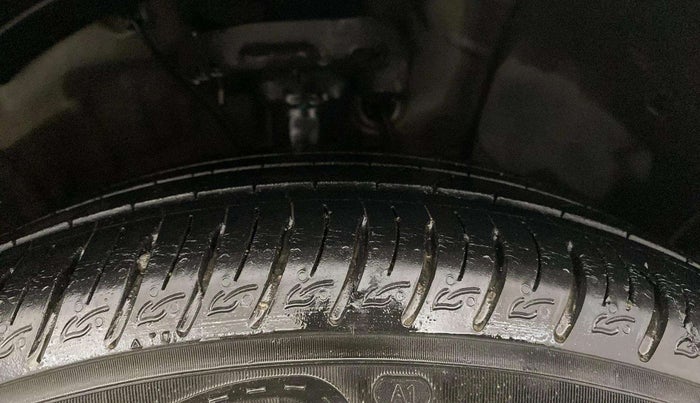 2021 Hyundai VENUE SX 1.0 TURBO, Petrol, Manual, 34,658 km, Right Front Tyre Tread