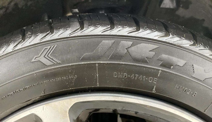 2020 Tata ALTROZ XZ PETROL, Petrol, Manual, 92,144 km, Right Front Tyre Tread