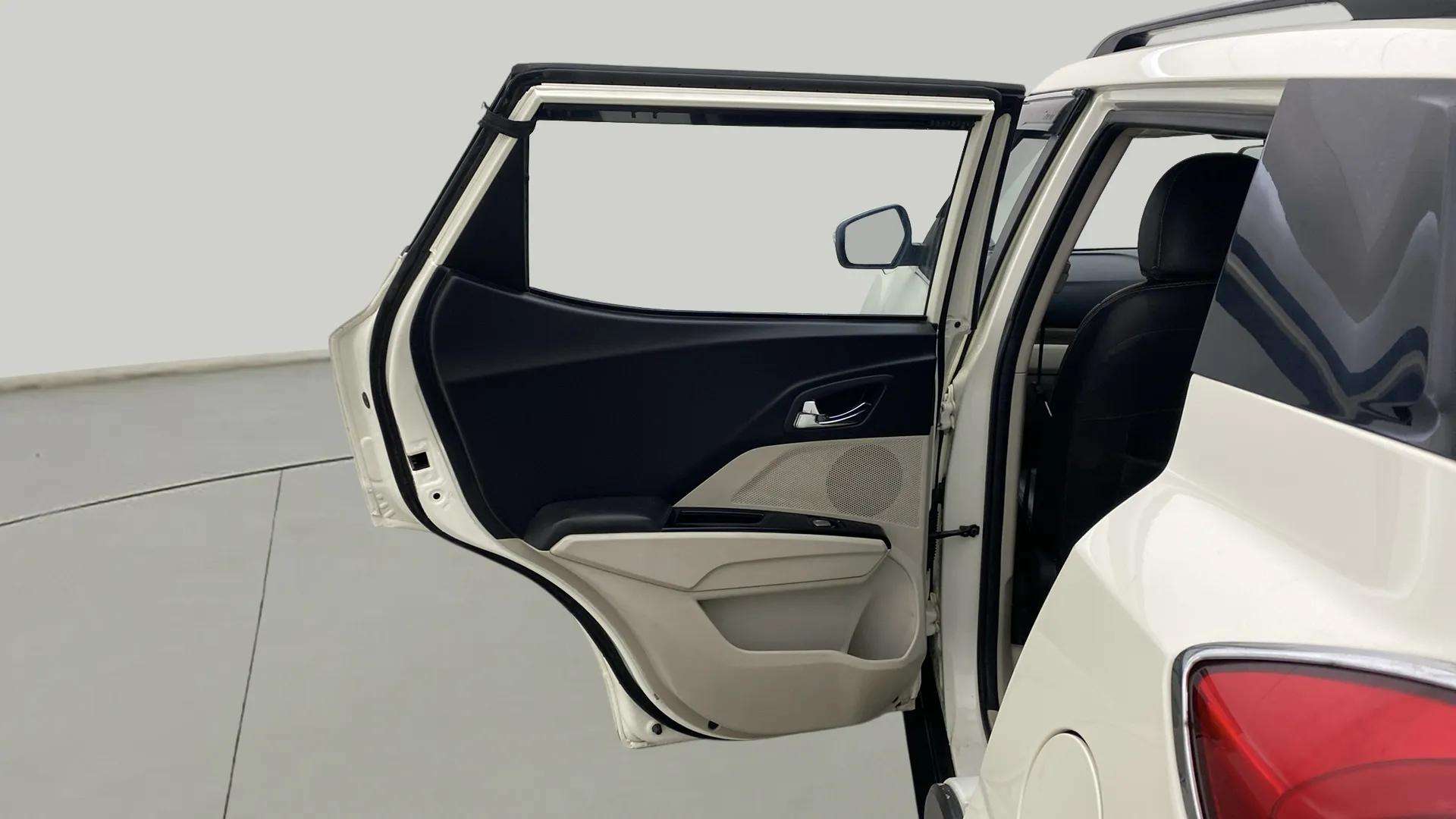 LHS-Rear-Door-Open