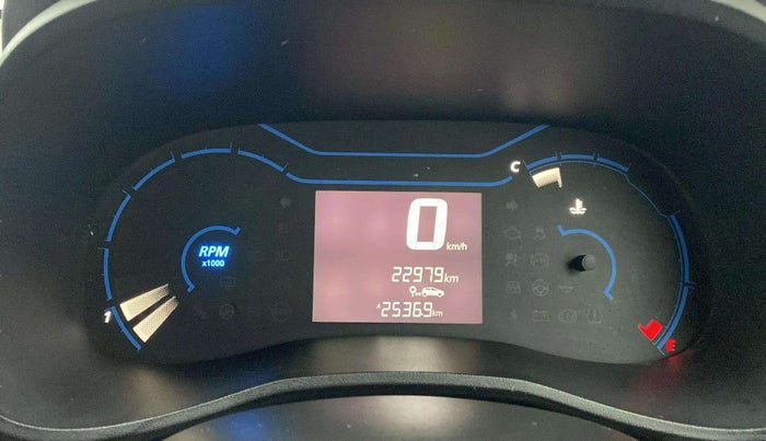 2022 Renault Kwid RXT 1.0, Petrol, Manual, 22,939 km, Odometer Image