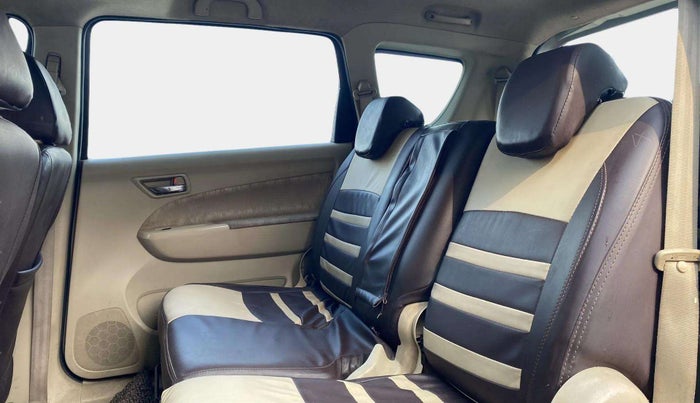 2015 Maruti Ertiga VDI, Diesel, Manual, 1,17,624 km, Right Side Rear Door Cabin