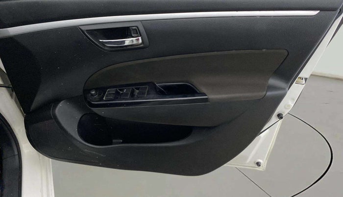 2016 Maruti Swift ZXI, Petrol, Manual, 95,914 km, Driver Side Door Panels Control