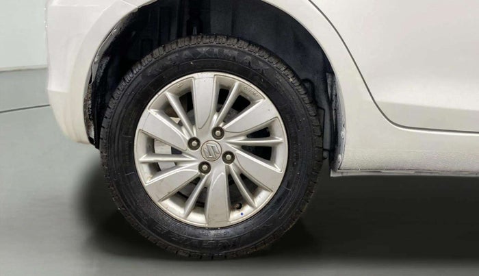 2016 Maruti Swift ZXI, Petrol, Manual, 95,914 km, Right Rear Wheel