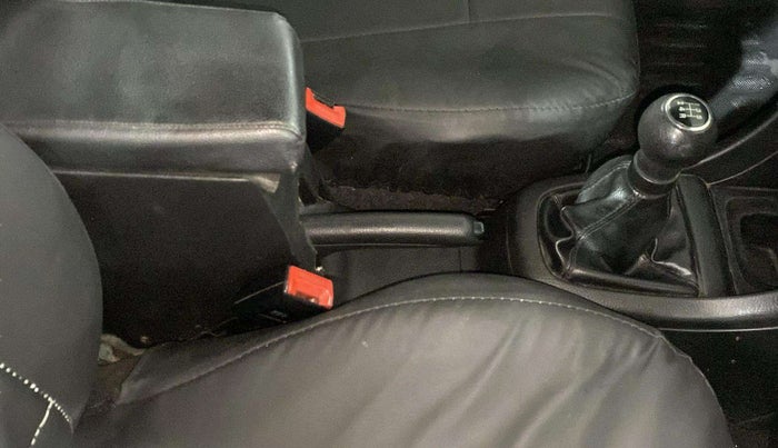2017 Maruti Swift LDI, Diesel, Manual, 1,26,633 km, Gear Lever