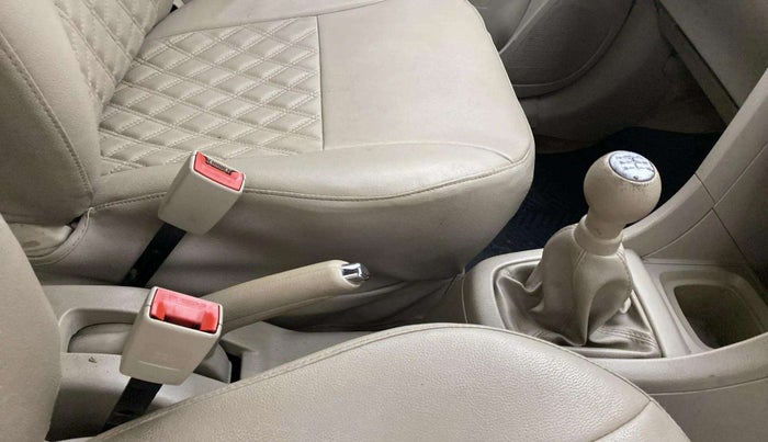 2015 Maruti Ertiga VDI, Diesel, Manual, 71,386 km, Gear Lever