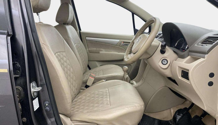 2015 Maruti Ertiga VDI, Diesel, Manual, 71,386 km, Right Side Front Door Cabin
