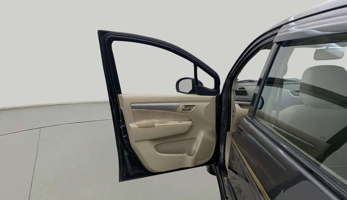 2015 Maruti Ertiga VDI, Diesel, Manual, 71,386 km, LHS Front Door
