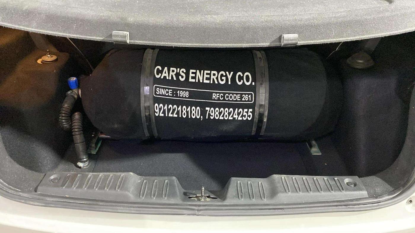 2021 Tata ALTROZ XT PETROL, CNG, Manual, 37,913 km, Boot Inside