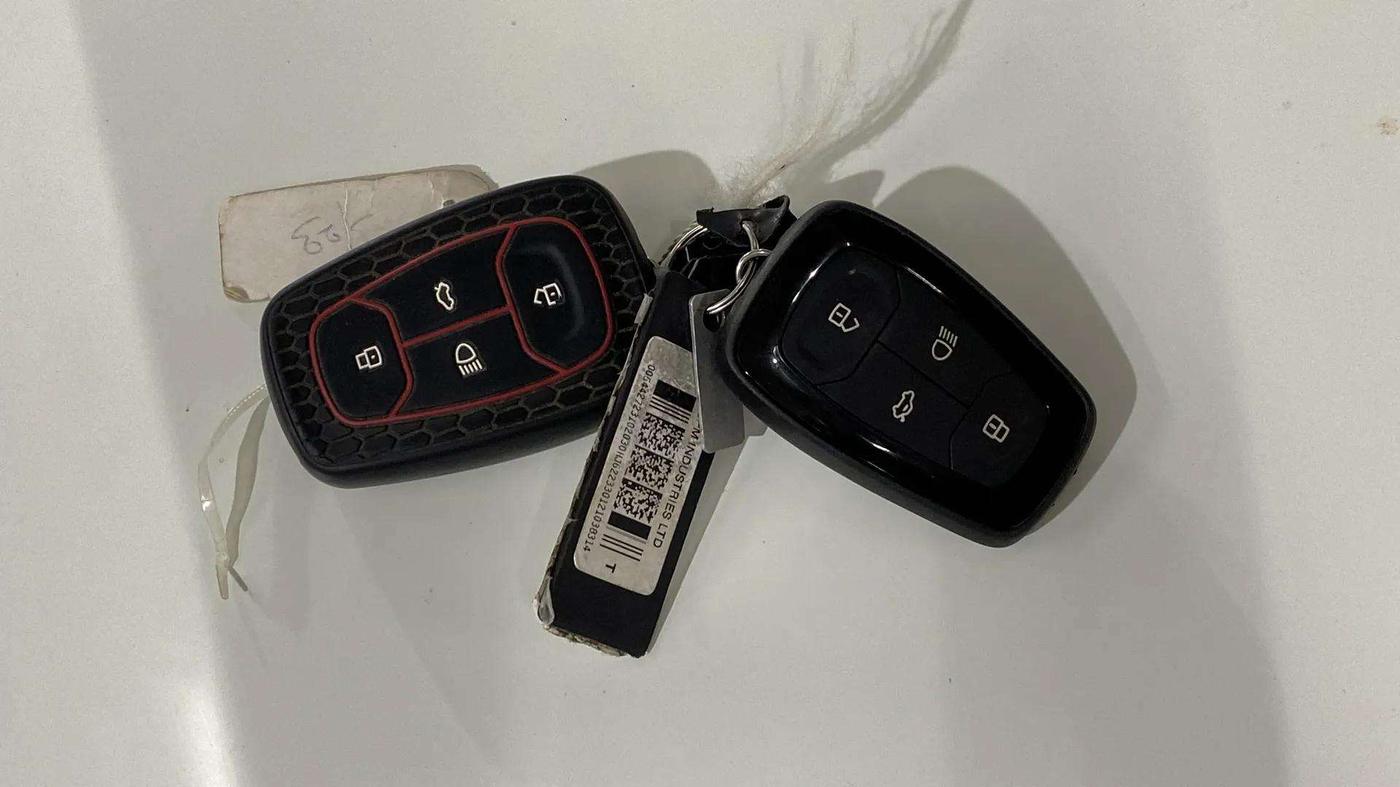 2021 Tata ALTROZ XT PETROL, CNG, Manual, 37,913 km, Key Close Up