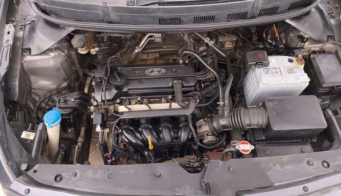 2014 Hyundai i20 ASTA 1.2, Petrol, Manual, 1,21,022 km, Open Bonet