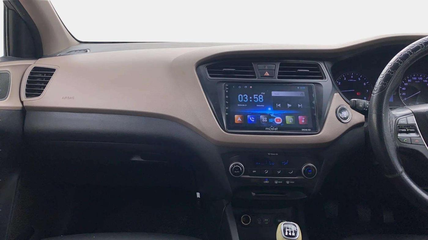 2014 Hyundai i20 ASTA 1.2, Petrol, Manual, 1,21,057 km, Air Conditioner