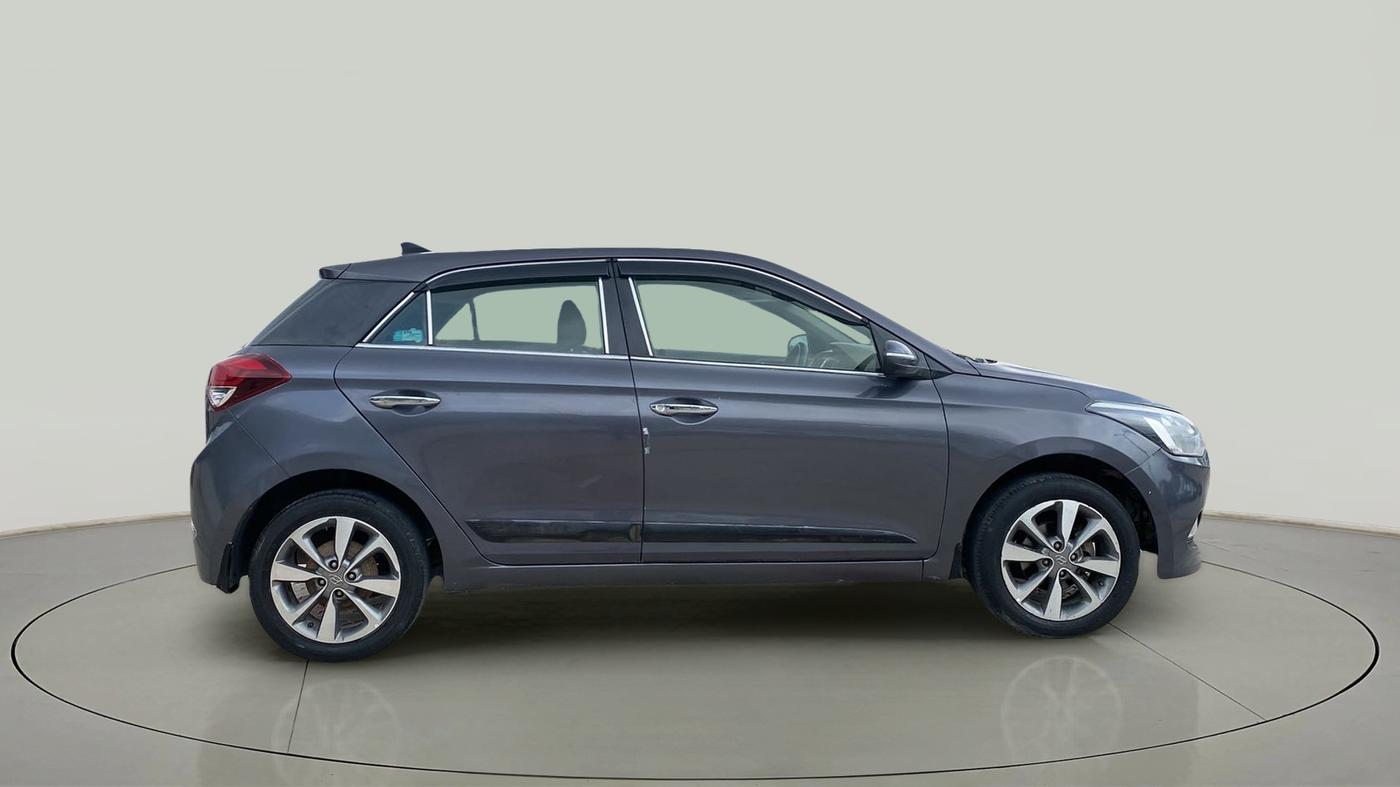 2014 Hyundai i20 ASTA 1.2, Petrol, Manual, 1,21,057 km, Right Side